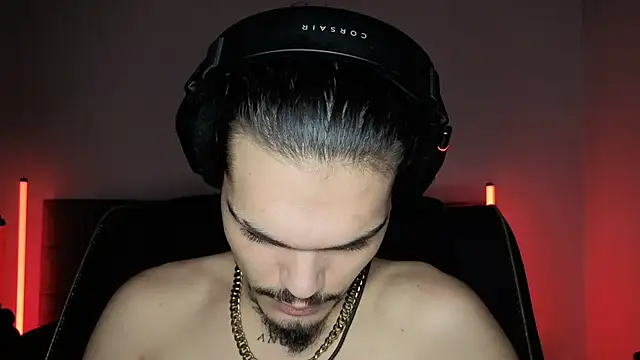 Snapshot of JordanShow chatting on October 23, 2025, 10:41 pm JordanShow online show from October 23, 2025, 10:41 pm