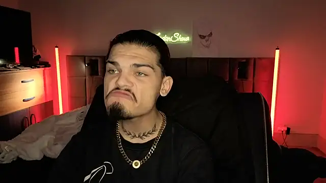 Snapshot of JordanShow chatting on October 24, 2025, 2:57 pm JordanShow online show from October 24, 2025, 2:57 pm