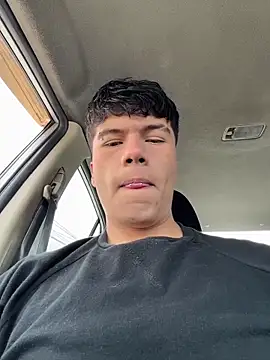 Logan smith1 online show from October 28, 2025, 6:32 pm