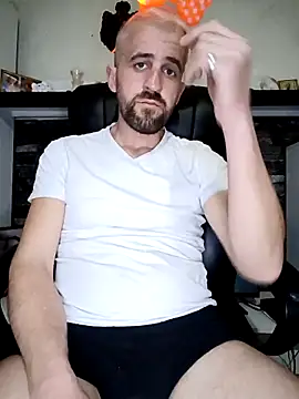 Snapshot of GrofLicno chatting on March 15, 2026, 8:48 pm GrofLicno online show from March 15, 2026, 8:48 pm