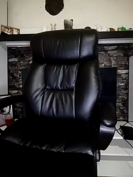 Snapshot of GrofLicno chatting on March 20, 2026, 9:08 pm GrofLicno online show from March 20, 2026, 9:08 pm