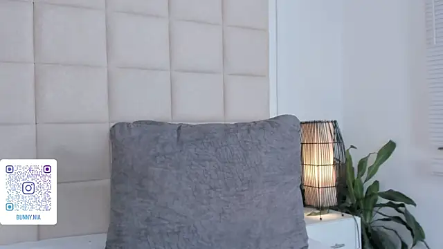 Snapshot of Nia_Bunny chatting on September 9, 2025, 1:32 pm Nia Bunny online show from September 9, 2025, 1:32 pm