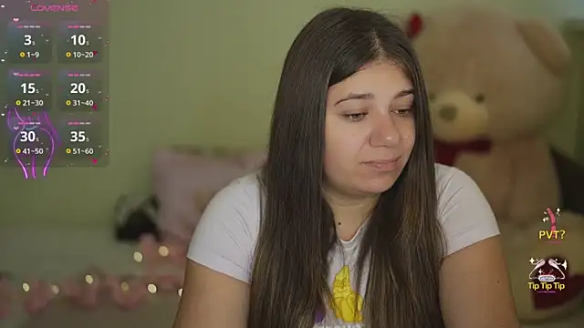 Snapshot of JulietDream chatting on October 17, 2025, 6:27 am JulietDream online show from October 17, 2025, 6:27 am