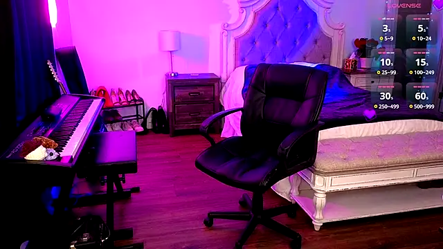 JasmineWinters online show from May 23, 2026, 1:11 am