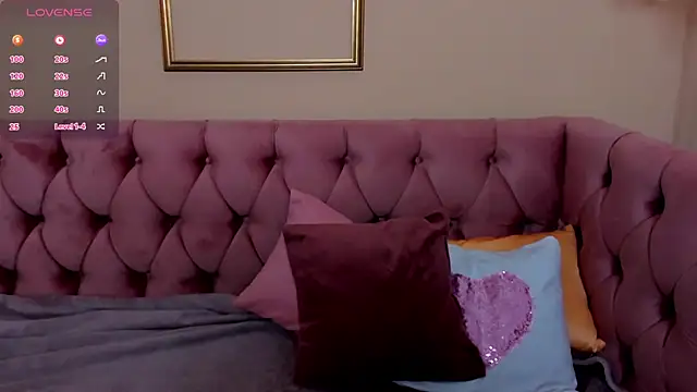 Diana Garrett online show from March 7, 2025, 8:56 am