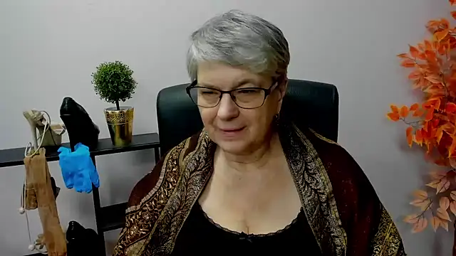 Snapshot of IrisDream chatting on January 15, 2025, 2:02 pm IrisDream online show from January 15, 2025, 2:02 pm