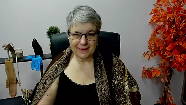 Snapshot of IrisDream chatting on January 21, 2025, 7:15 am IrisDream online show from January 21, 2025, 7:15 am