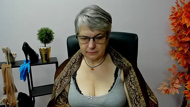 Snapshot of IrisDream chatting on January 29, 2025, 7:15 am IrisDream online show from January 29, 2025, 7:15 am
