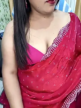 Cute-Raashii online show from November 24, 2025, 4:29 pm