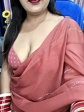 Cute-Raashii online show from May 5, 2026, 11:35 pm