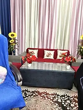 Cute-Raashii online show from May 16, 2026, 12:18 am