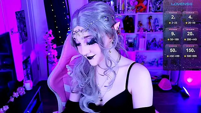 Snapshot of Aki__Ra chatting on February 10, 2026, 12:15 am Aki Ra online show from February 10, 2026, 12:15 am