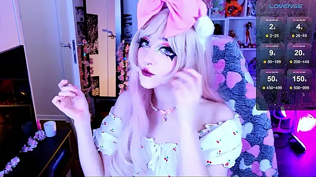 Snapshot of Aki__Ra chatting on February 26, 2026, 12:09 am Aki Ra online show from February 26, 2026, 12:09 am