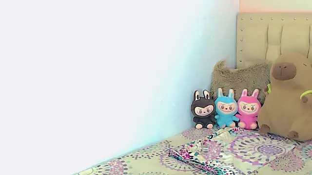 briana sex32 online show from November 18, 2025, 4:39 am