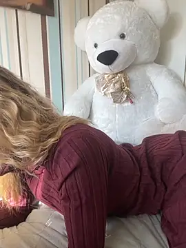 Snapshot of Liya_my chatting on November 3, 2025, 10:38 am Liya my online show from November 3, 2025, 10:38 am