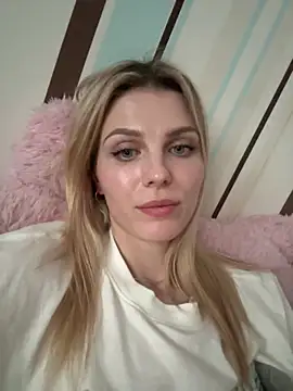 Liya my online show from May 8, 2026, 5:18 pm