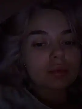 Snapshot of purebeautie13 chatting on February 5, 2026, 1:54 am purebeautie13 online show from February 5, 2026, 1:54 am