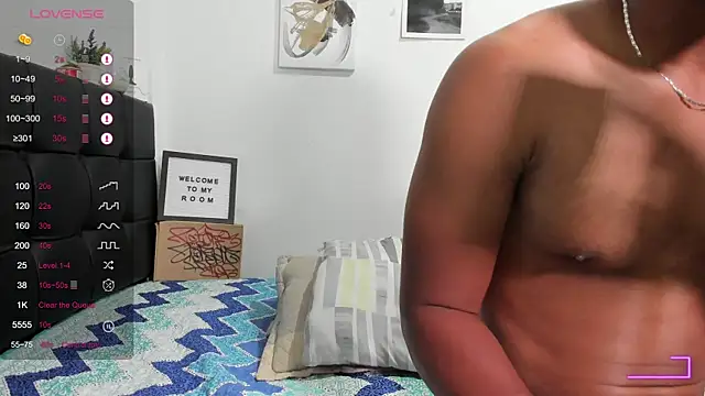 RoddyRich11 online show from November 10, 2025, 11:42 am