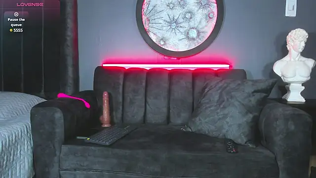 Snapshot of khriss_brown chatting on January 24, 2025, 10:21 am khriss brown online show from January 24, 2025, 10:21 am