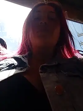 Snapshot of sophie_banger chatting on June 11, 2026, 6:06 pm sophie banger online show from June 11, 2026, 6:06 pm