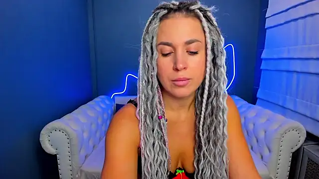 rock n roxy online show from September 12, 2025, 1:17 am