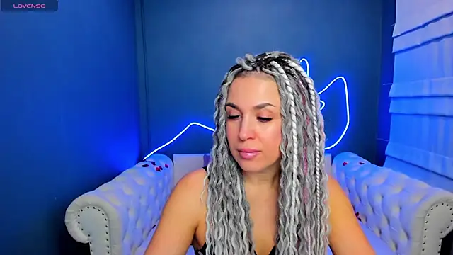 rock n roxy online show from February 17, 2026, 1:35 am