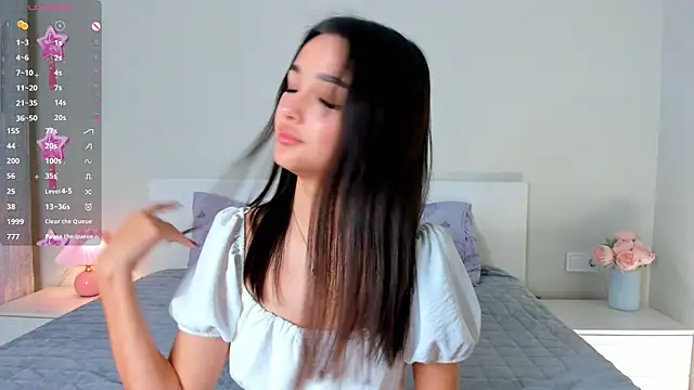 Snapshot of Jessie_meow chatting on October 5, 2025, 5:33 pm Jessie meow online show from October 5, 2025, 5:33 pm