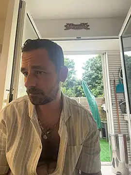 defbond420 online show from December 16, 2025, 2:11 pm