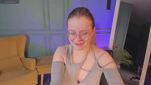 CassieCool online show from February 12, 2025, 9:33 pm