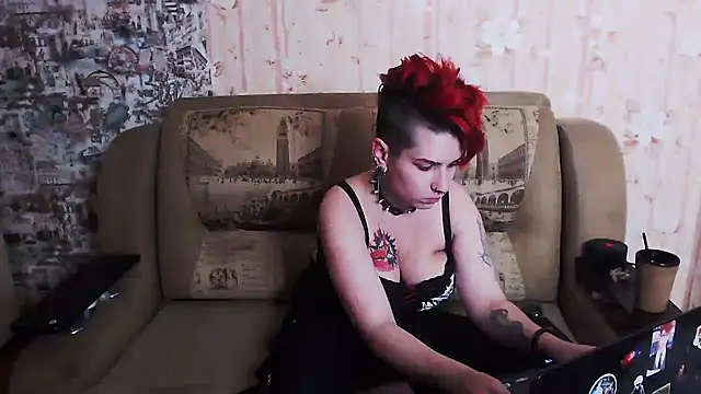 Snapshot of Miya_Wey_ chatting on October 18, 2025, 6:30 pm Miya Wey online show from October 18, 2025, 6:30 pm