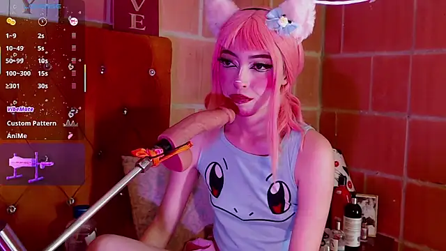 Snapshot of Yennastone chatting on October 3, 2025, 5:59 am Yennastone online show from October 3, 2025, 5:59 am