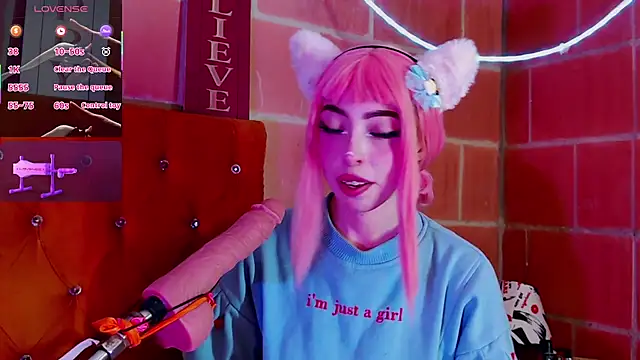 Snapshot of Yennastone chatting on October 22, 2025, 4:46 am Yennastone online show from October 22, 2025, 4:46 am