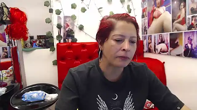 Snapshot of eva_twiss chatting on January 10, 2025, 12:26 pm eva twiss online show from January 10, 2025, 12:26 pm