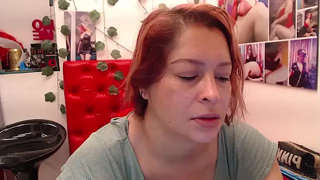 Snapshot of eva_twiss chatting on February 10, 2025, 11:25 am eva twiss online show from February 10, 2025, 11:25 am