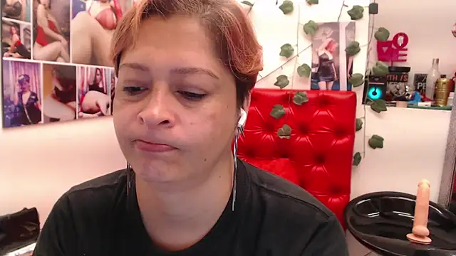 Snapshot of eva_twiss chatting on February 28, 2025, 11:47 am eva twiss online show from February 28, 2025, 11:47 am