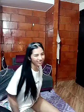 Snapshot of Raven__purple chatting on January 29, 2025, 1:16 am Raven  purple online show from January 29, 2025, 1:16 am