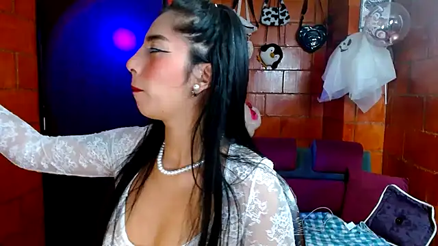 Snapshot of Raven__purple chatting on October 1, 2025, 2:17 am Raven  purple online show from October 1, 2025, 2:17 am