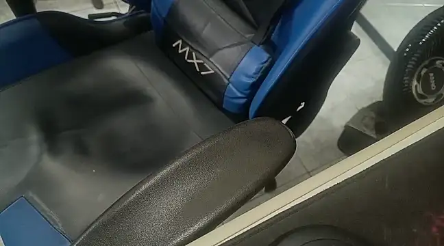 Snapshot of LoveFeetFull chatting on March 10, 2025, 5:50 pm LoveFeetFull online show from March 10, 2025, 5:50 pm