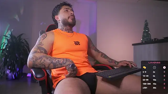 Snapshot of LeoSalvatore_ chatting on March 16, 2026, 4:07 am LeoSalvatore online show from March 16, 2026, 4:07 am