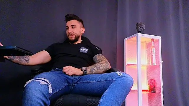 MightyAaron66 online show from February 28, 2025, 10:30 am