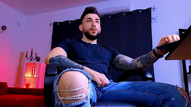 MightyAaron66 online show from March 17, 2026, 3:33 am