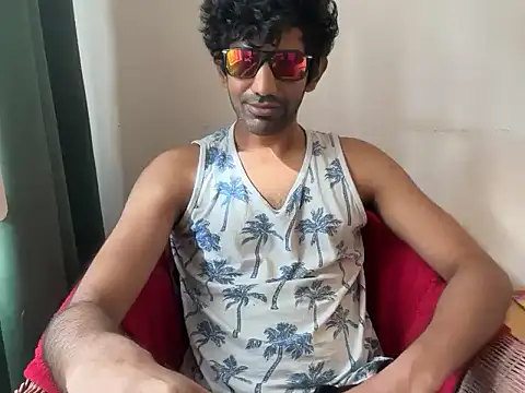 Snapshot of dominanthubby chatting on June 8, 2026, 7:42 am dominanthubby online show from June 8, 2026, 7:42 am