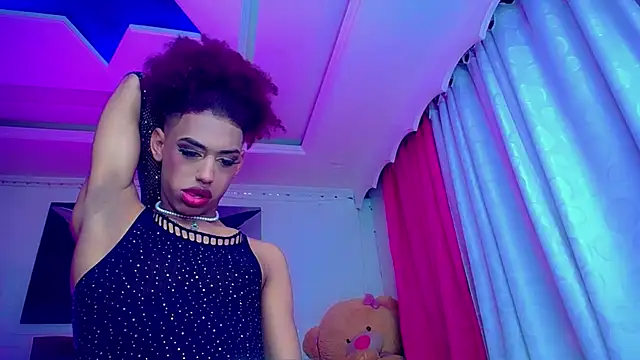 NahomiCamper online show from December 24, 2024, 9:06 am