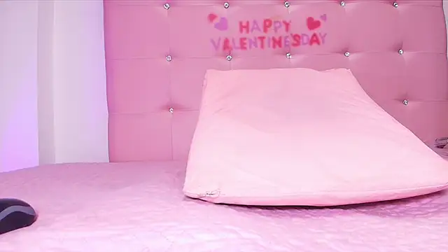 kata hazel online show from March 5, 2025, 7:06 pm