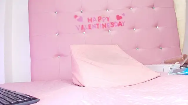 kata hazel online show from March 20, 2025, 7:04 pm