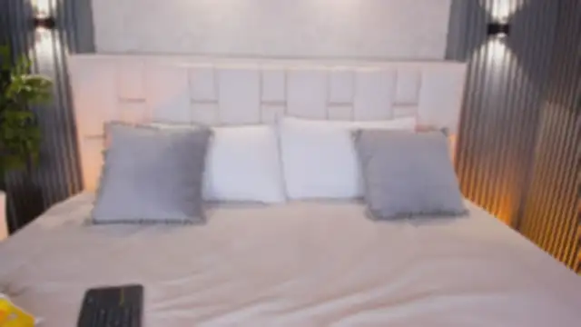 Alyssa Houston online show from July 6, 2026, 7:49 pm