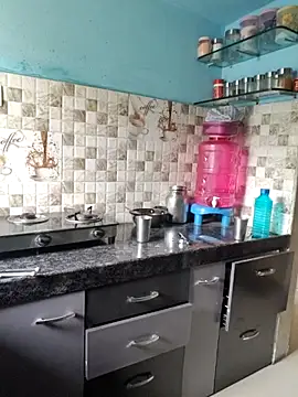 samitasharma online show from October 15, 2025, 4:56 am