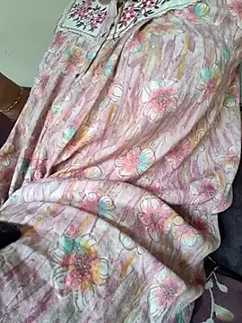 samitasharma online show from February 18, 2026, 5:03 am