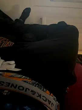 Tyson8897 online show from October 22, 2025, 9:53 am