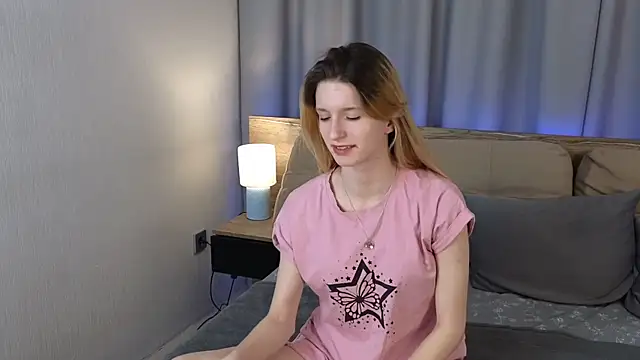 Fellissa online show from December 14, 2024, 7:14 pm